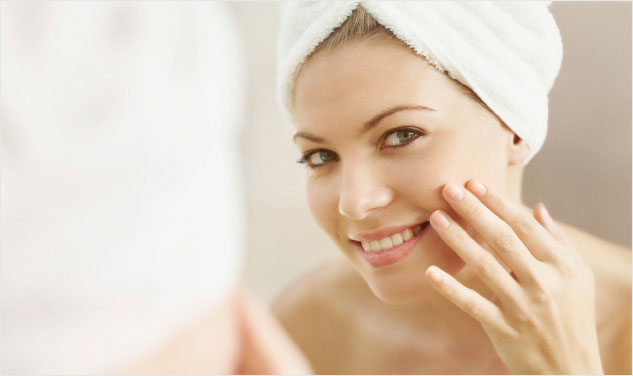 5 Valuable Skin Care Tips for Women Over 50
